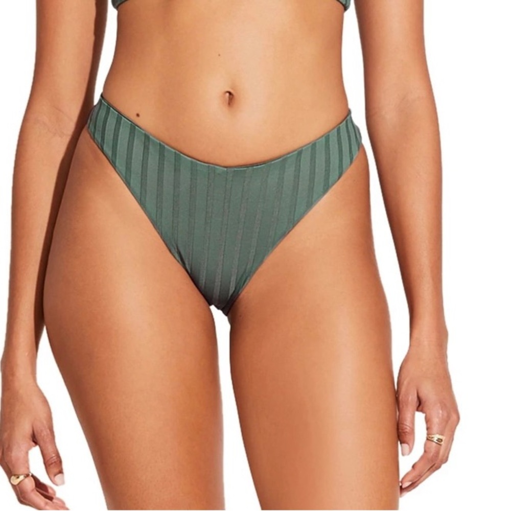 Vitamin A Swimwear- Isla Bottom- Aloe SuperRib- Sz medium